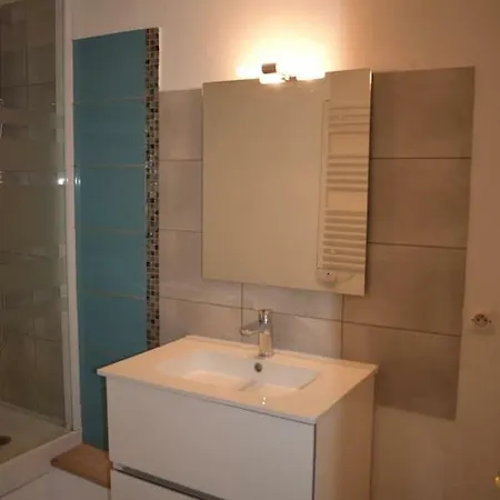 De Montagnac Apartament